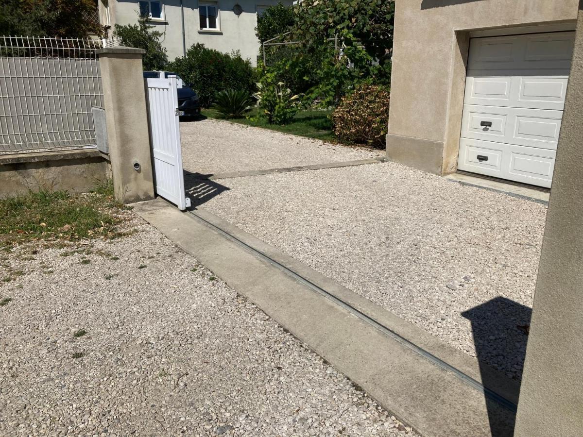 Chez Val Et Phil Hotel La Voulte-sur-Rhone Exterior foto